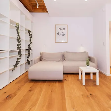 Minimalist Scandi - Cozy & Stylish Апартаменты *